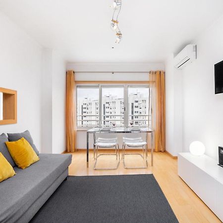 Lisboa, Cidade, Elegant Apartment With Air Cond, Free Wifi And Near Metro, By Ig Bagian luar foto