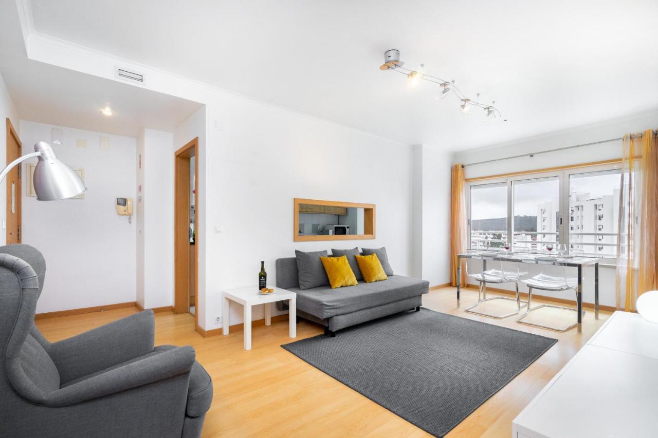 Lisboa, Cidade, Elegant Apartment With Air Cond, Free Wifi And Near Metro, By Ig Bagian luar foto
