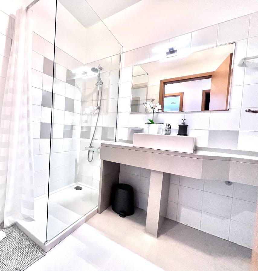 Lisboa, Cidade, Elegant Apartment With Air Cond, Free Wifi And Near Metro, By Ig Bagian luar foto